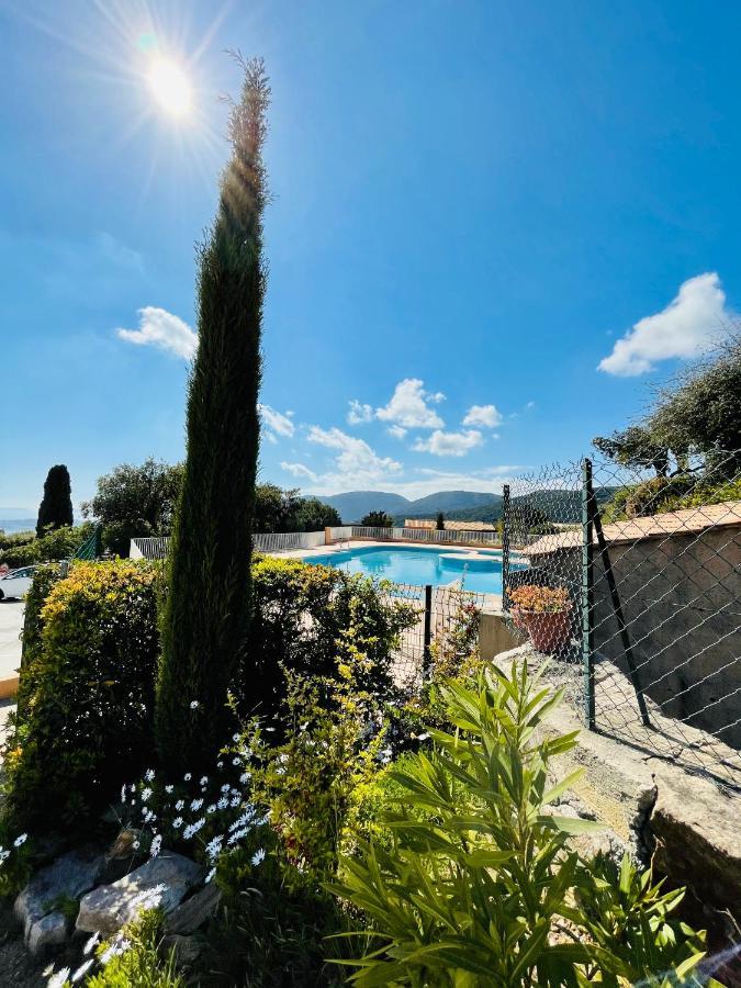 Superbe T2 Avec Vue Et Piscine Apartment La Croix-Valmer